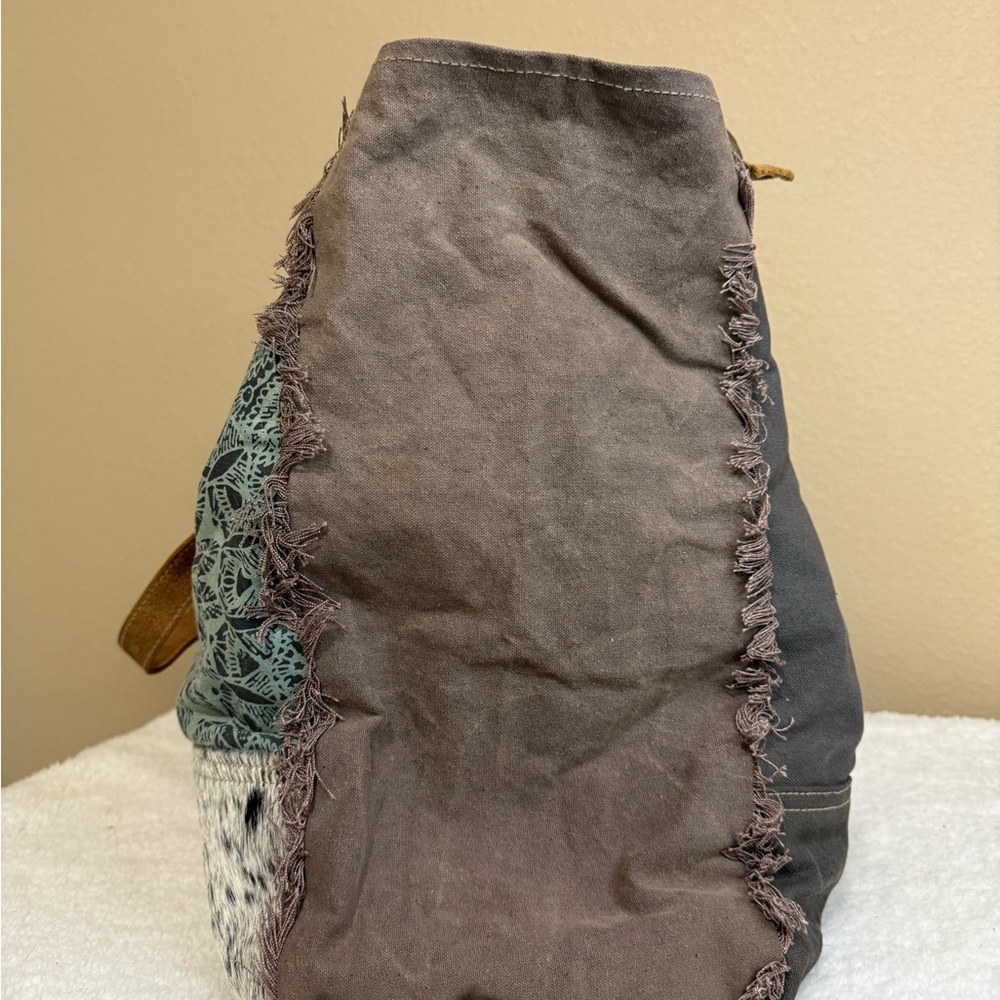 Myra Bag Teal and Brown Travel Tote with White Pattern - Picture 5 of 11